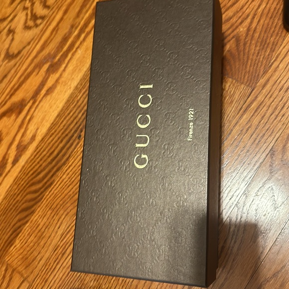 Gucci metallic sandals - Picture 9 of 9